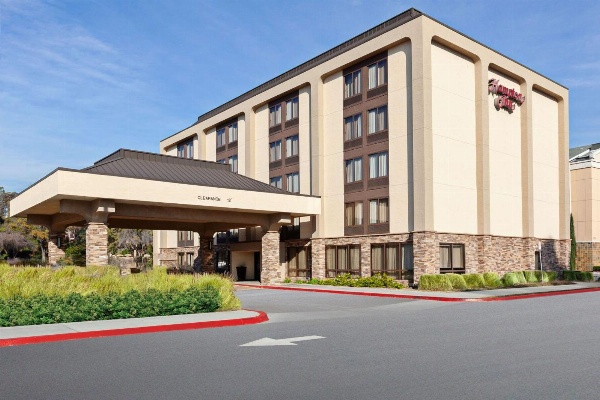 Hampton Inn By Hilton Los Angeles/West Covina image 1